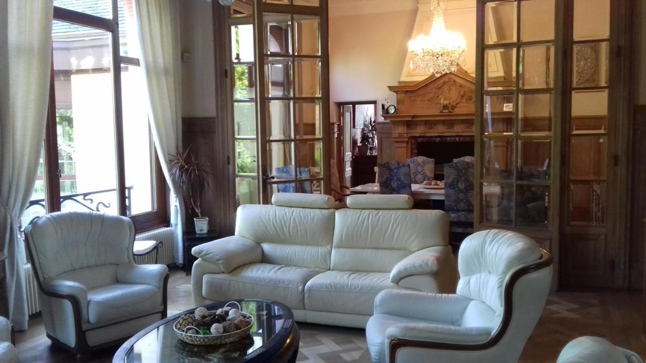 Le Manoir De La Mantille Caudry Exteriér fotografie
