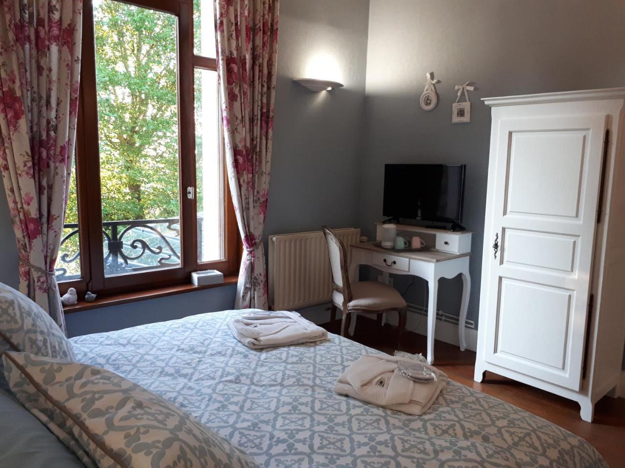 Le Manoir De La Mantille Caudry Exteriér fotografie